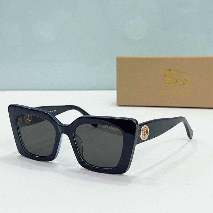 Picture of Burberry Sunglasses _SKUfw47517118fw
